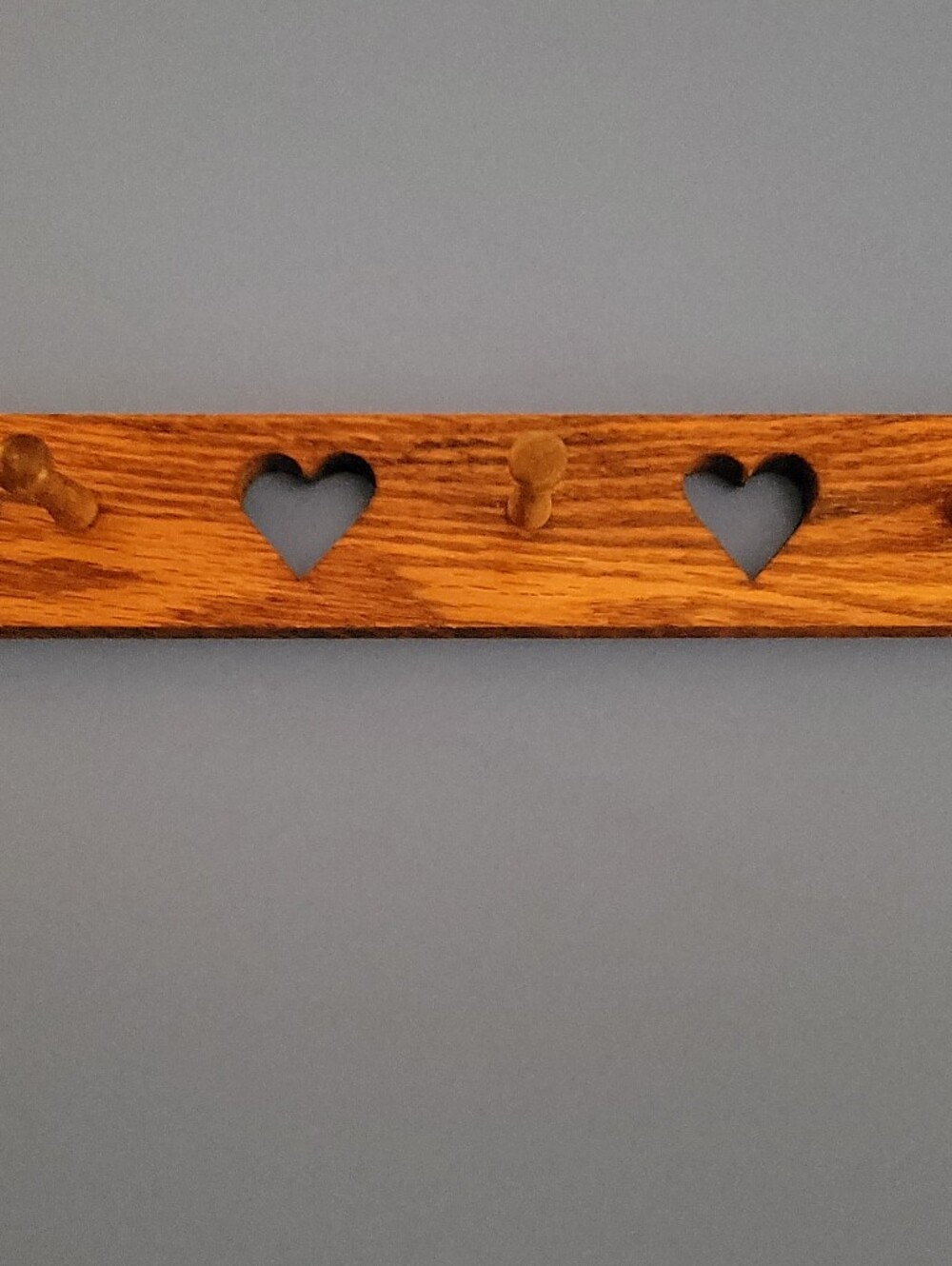 Vintage Oak 3-peg Wall Rack With Heart ❤️ Cutouts